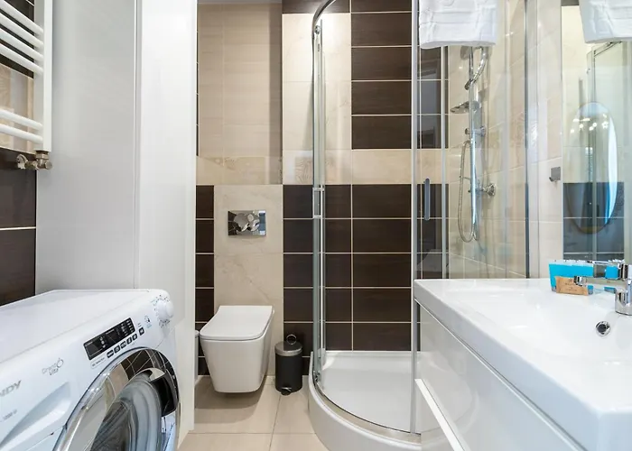 Slowackiego Glamour By Bookinghost