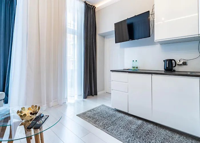 Slowackiego Glamour By Bookinghost *